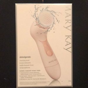 Cleansing Brush “NEW”